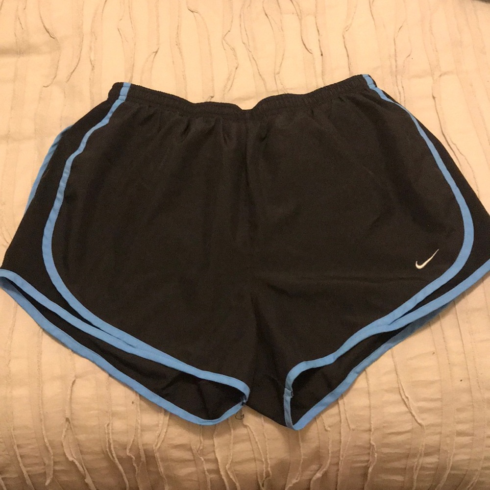 Nike tempo running shorts - black and blue